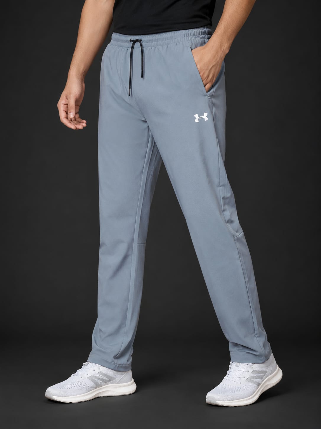 Gent's Under Armour Light-Weight Woven Trouser